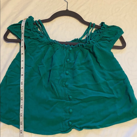 Top - Picture 3 of 4